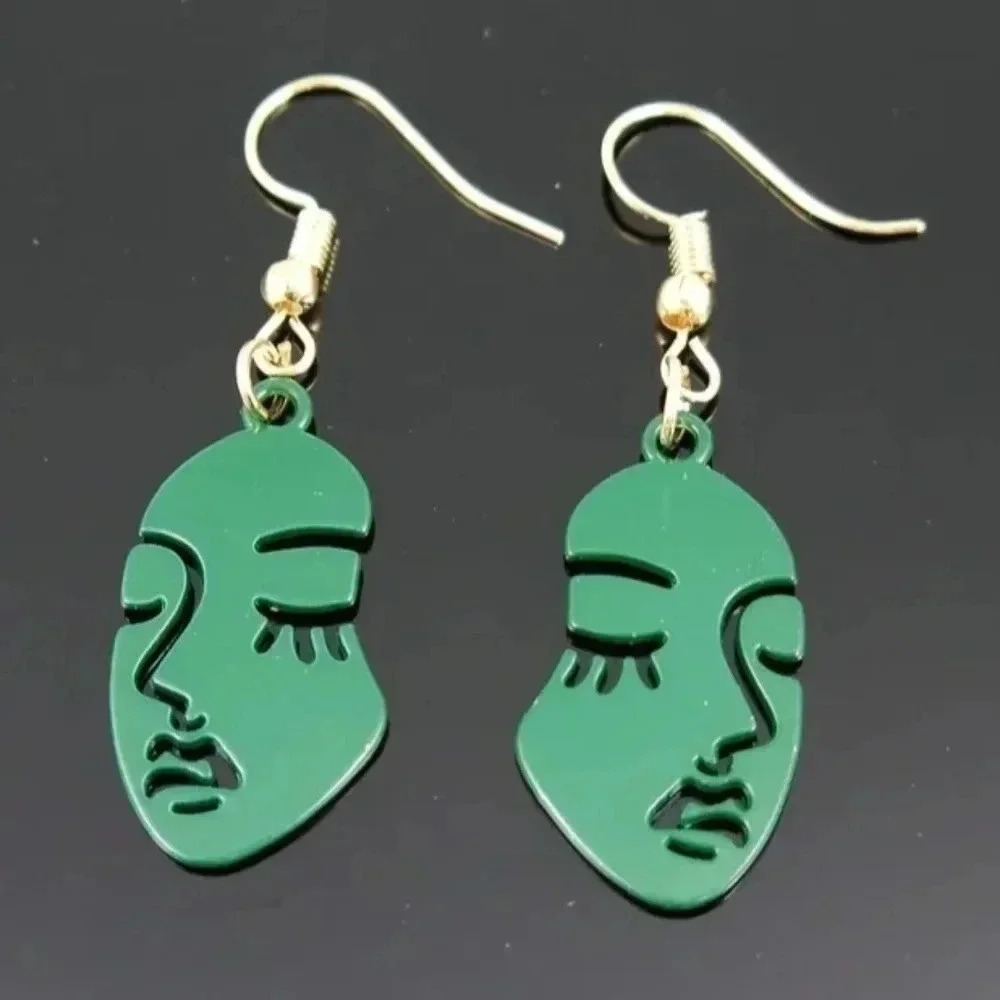 Lady Face Hot Stainless Steel Earring